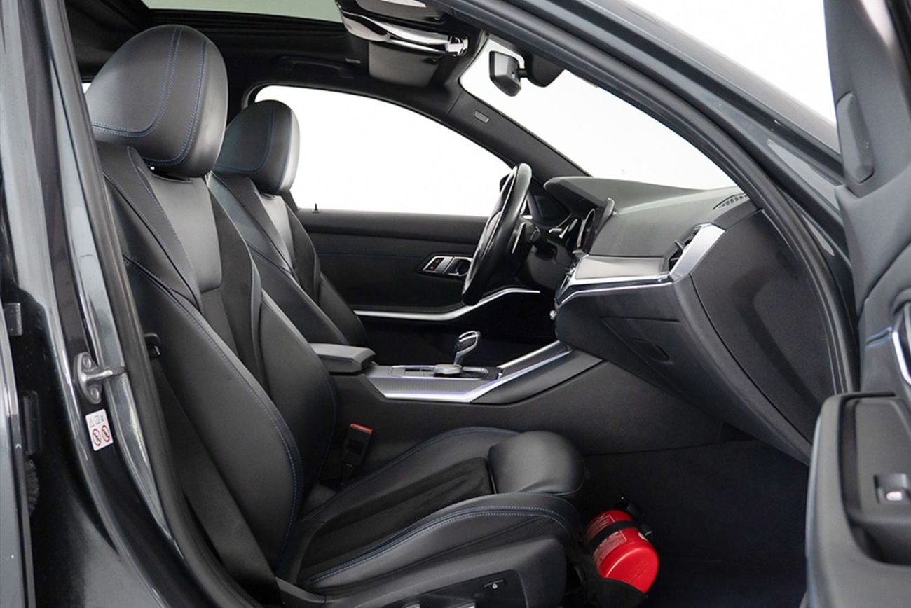 بي أم دبليو 330i M Sport 2.0L (258 HP)