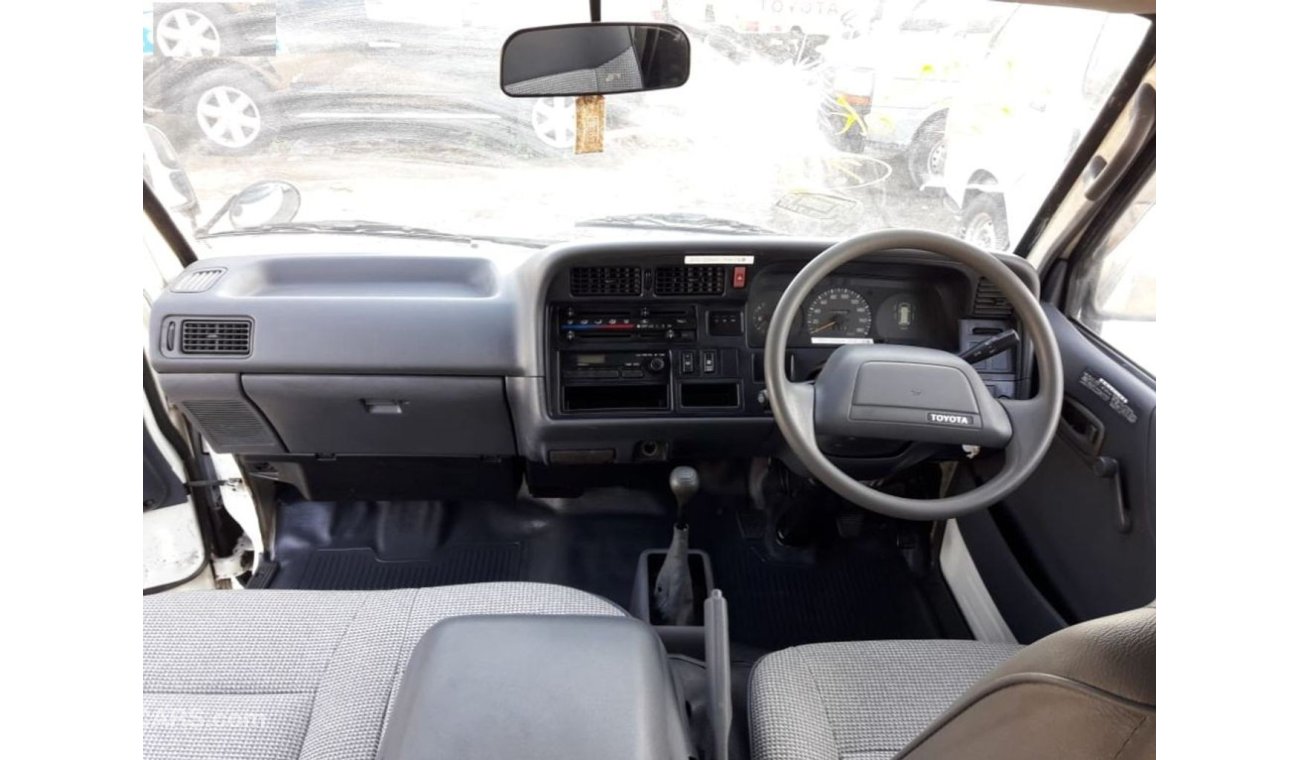 تويوتا هاياس Hiace RIGHT HAND DRIVE (Stock no PM 201 )