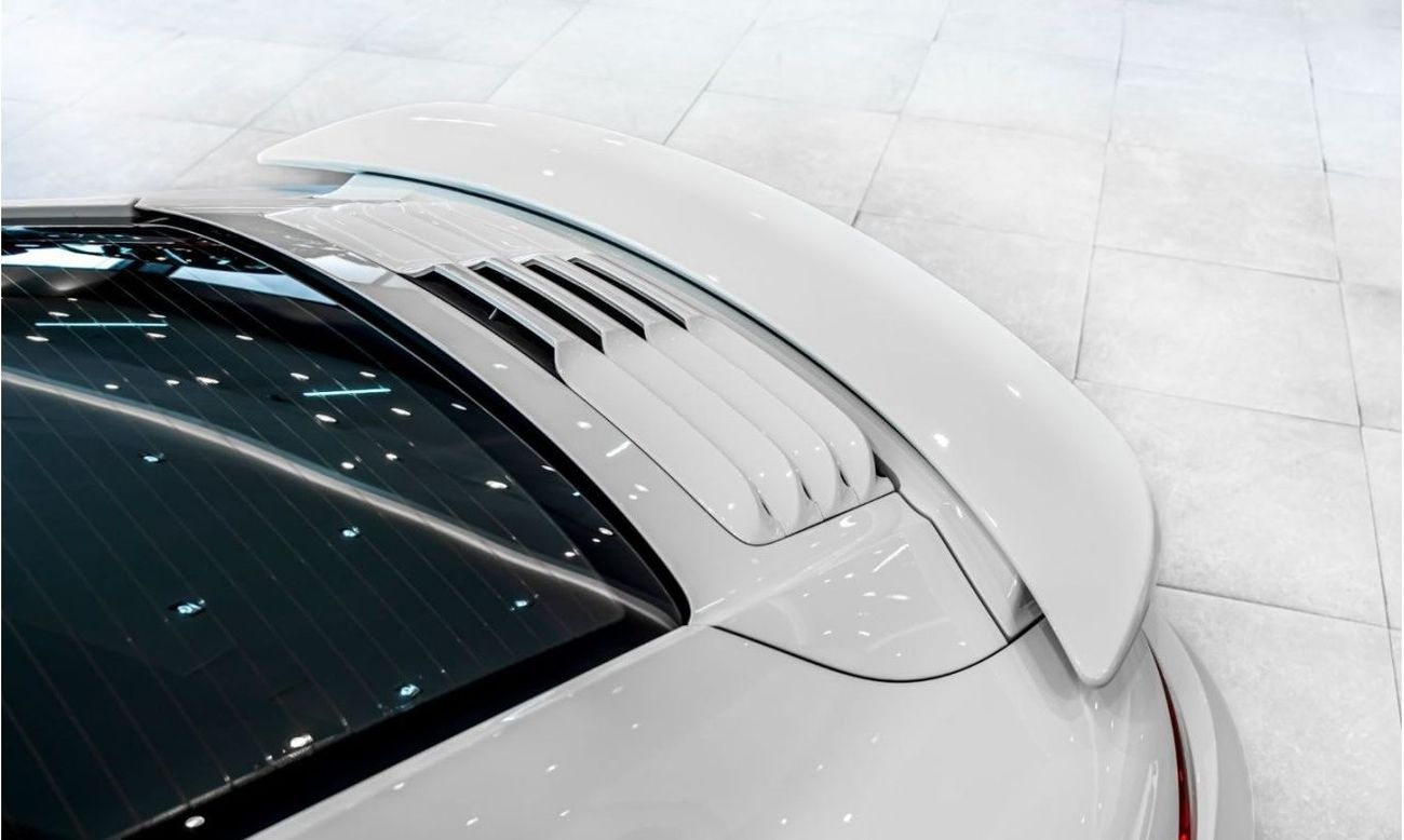 Porsche 911 2014 Porsche Turbo S, 2025 Porsche Warranty, Full Service History, Low KMs, GCC