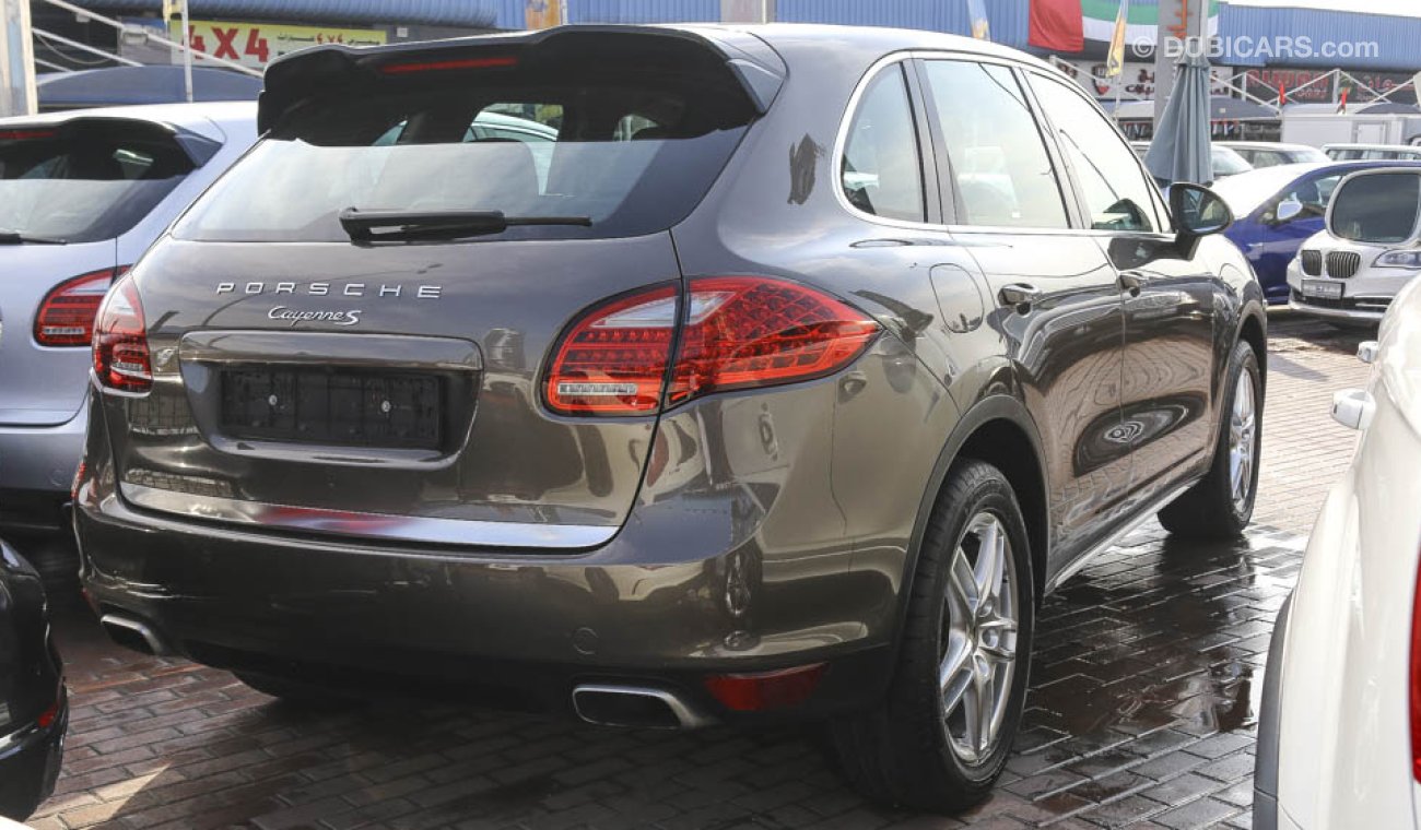 Porsche Cayenne S