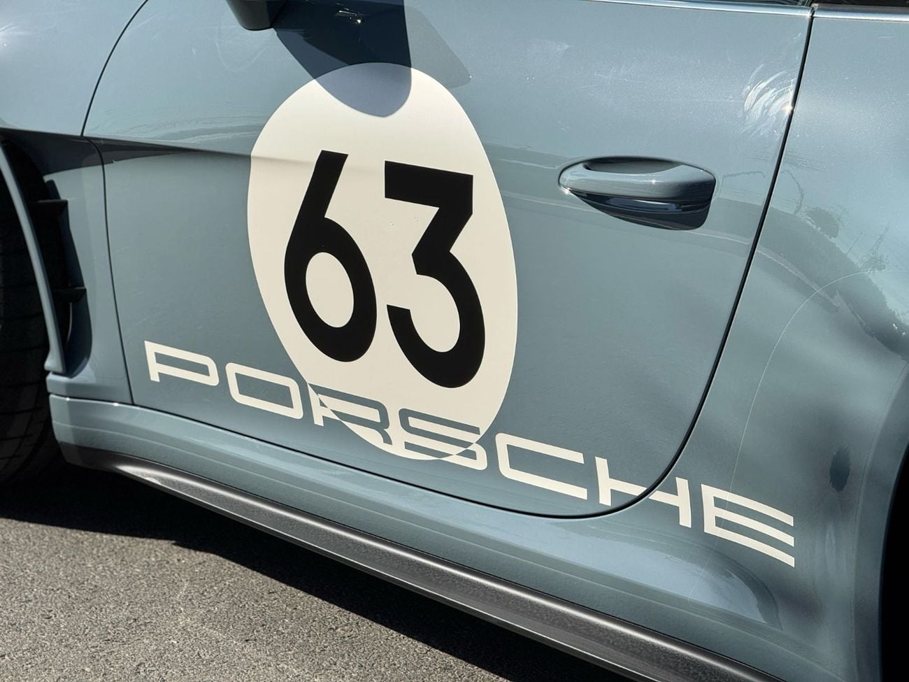 Porsche 911 S/T 4.0L (520 HP) Coupe **2024**GERMAN SPEC LESS KM