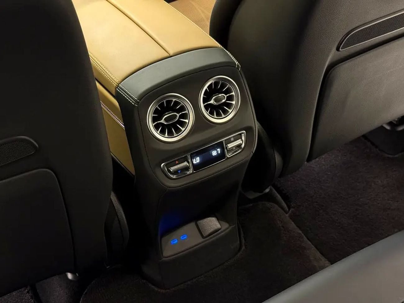 Mercedes Benz G63 AMG / G63 / / 12000 KM / JAPPANES SPECS / FULL OPTIONE / A22