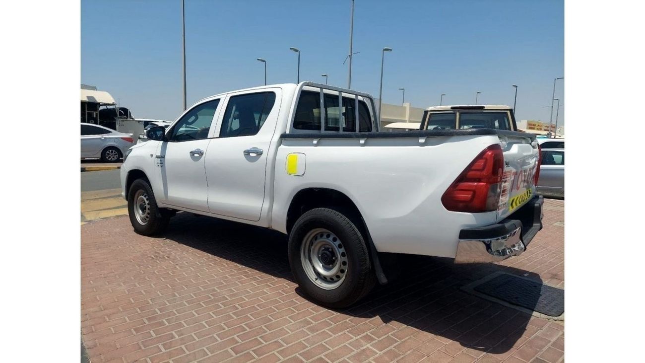 Toyota Hilux DC 4WD 2.4L DIESEL MANUAL TRANSMISSION