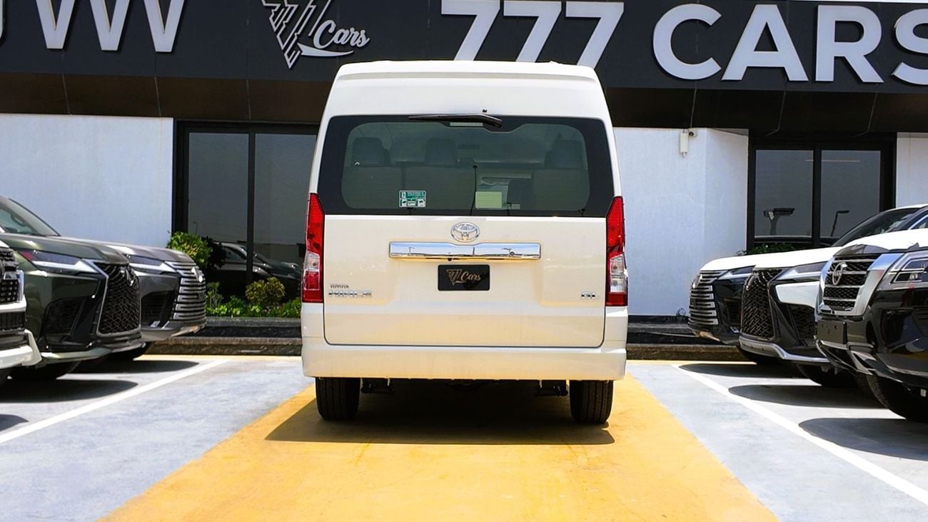 Toyota Hiace TOYOTA HIACE GL FULL OPTION M/T