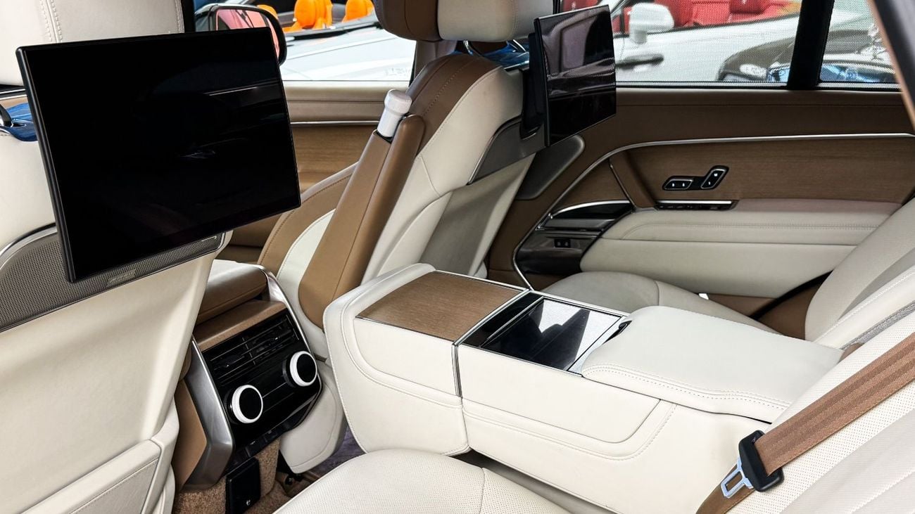 Land Rover Range Rover Range Rover SV 2023 - (Fully Luxury) - Al Tayar Warranty