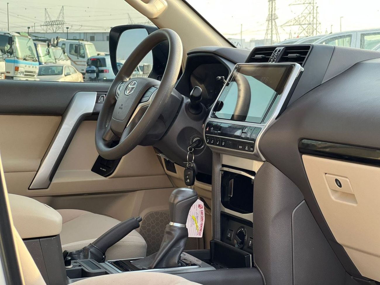 Toyota Prado 2021  Toyota Prado TX 2.7L V4 - AWD 4x4 - GCC - Rear Camera  - Accident Free - 7 Seater