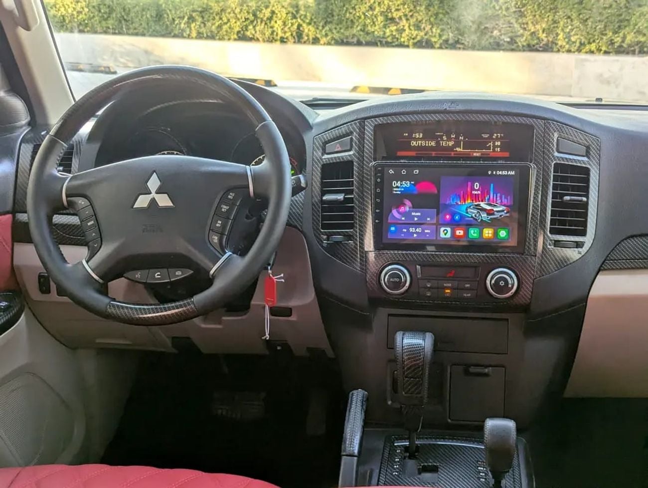ميتسوبيشي باجيرو GCC GLS MID OPTION IN EXCELLENT CONDITION