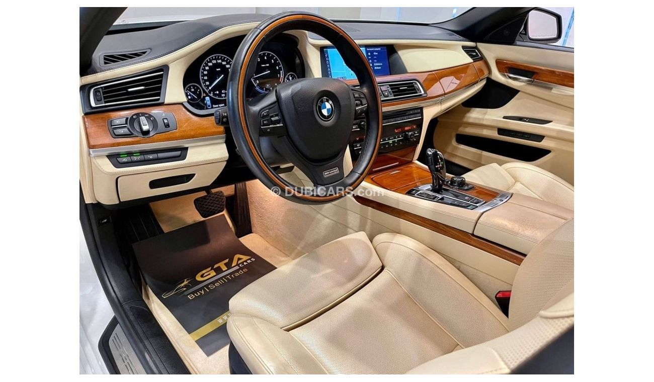 BMW 750Li 2012 BMW Individual 750 Li, Service History, Warranty, Low kms, GCC