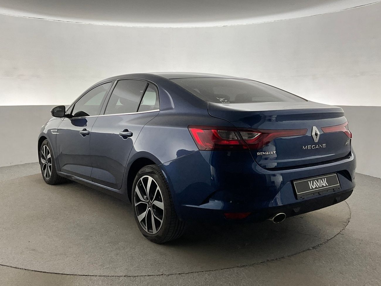 رينو ميجان LE | شامل الضمان | 0 ﺪﻔﻋﺓ ﺃﻮﻟﻯ