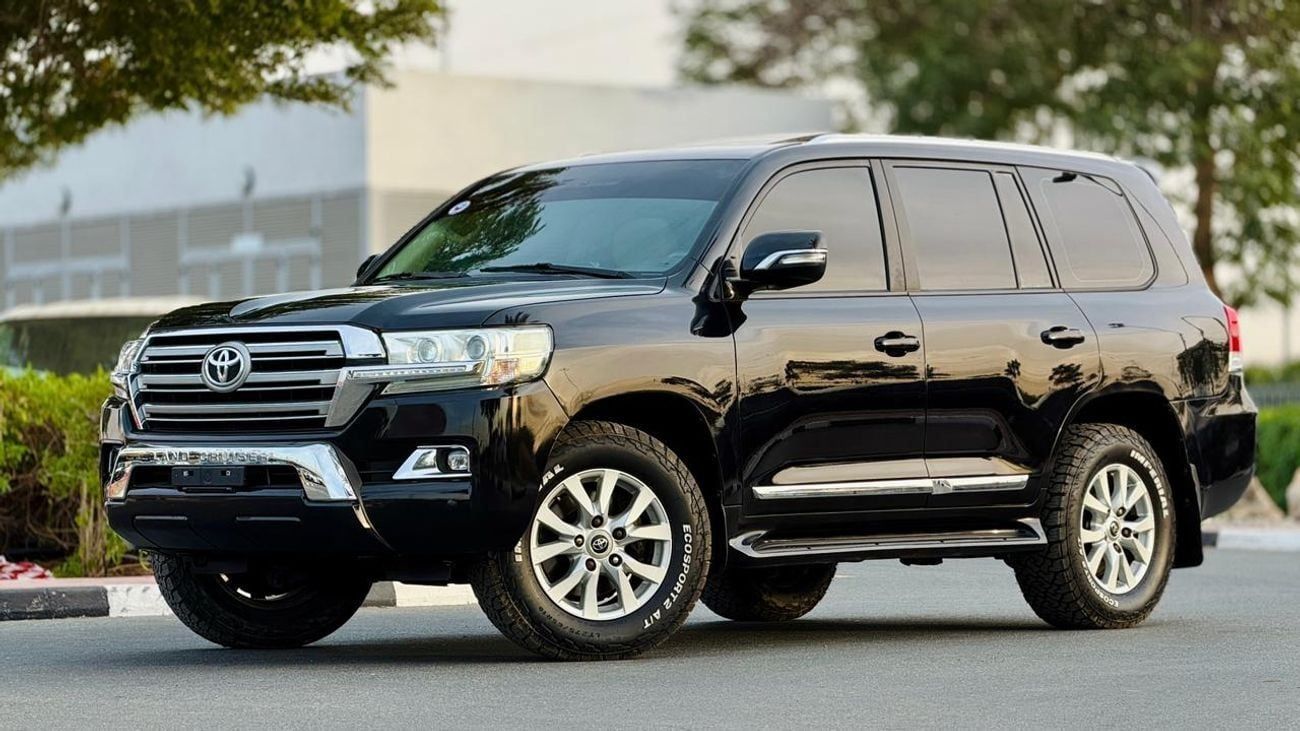 تويوتا لاند كروزر -