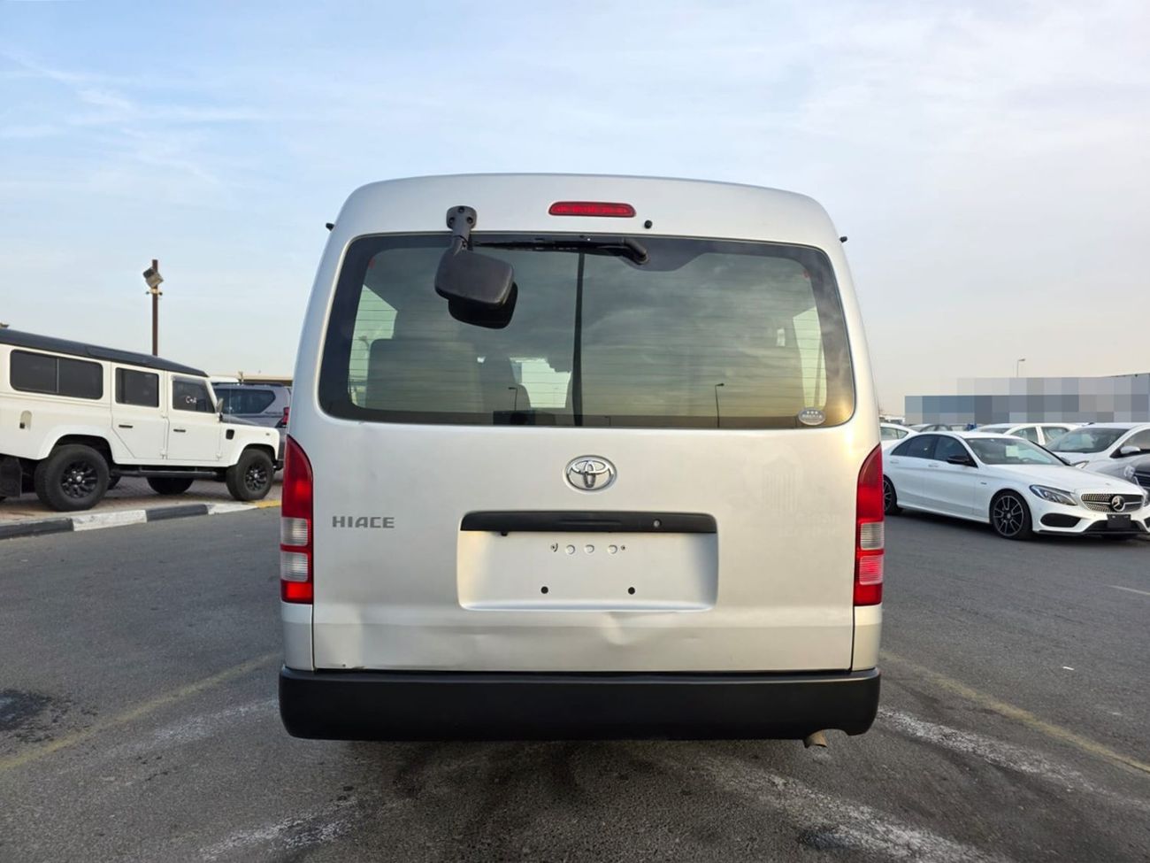 Toyota Hiace TOYOTA HIACE VAN RHD 2017 MODEL 2.7 L PETROL AUTOMATIC(PM28216)