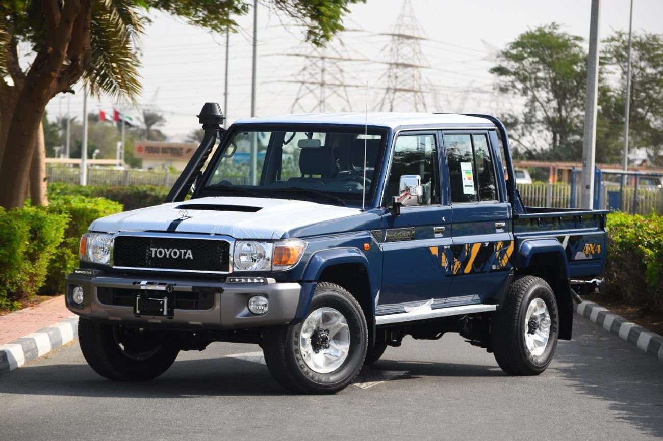 Toyota Land Cruiser Pick Up DOUBLE CAB LIMITED LX V8 4.5L TURBO DIESEL 5 SEAT MT
