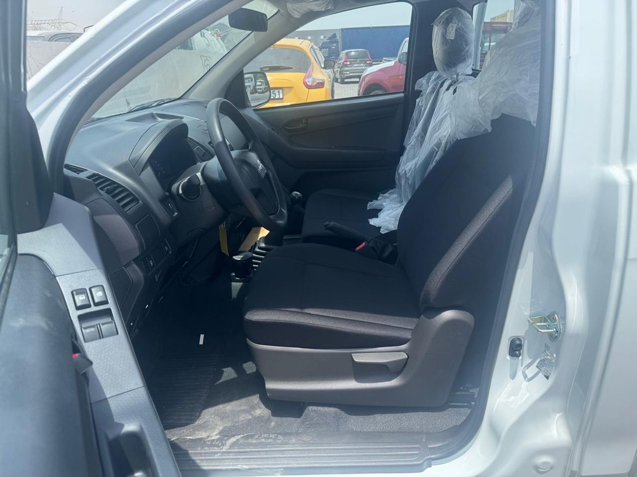 Isuzu DMax 2.5L 2WD (4x2) Single Cab (2 Doors) MY 2026 - Made in India