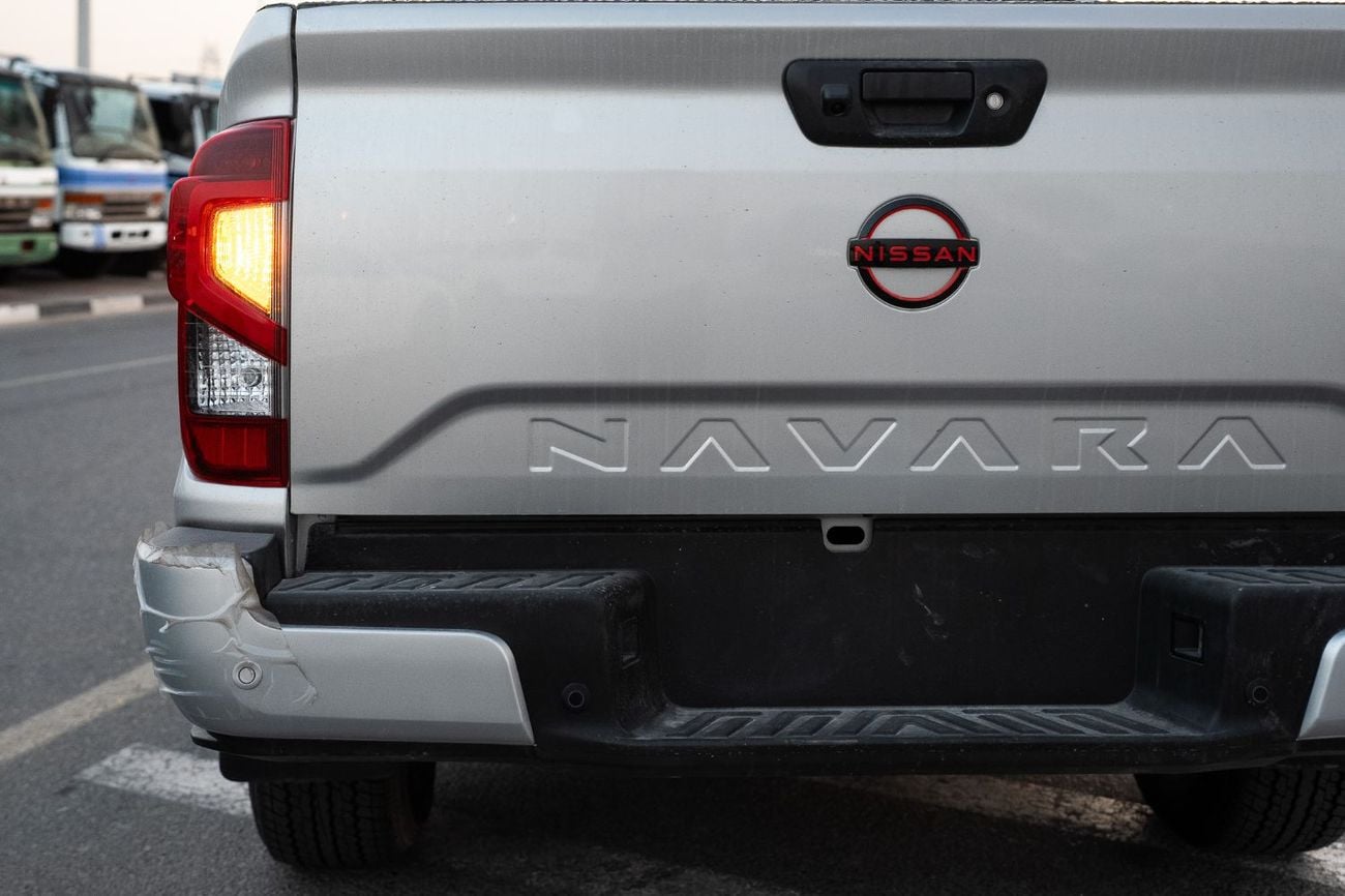 Nissan Navara PRO-4X Off-Road | 2.5L Diesel 4WD A/T (Only For Export)