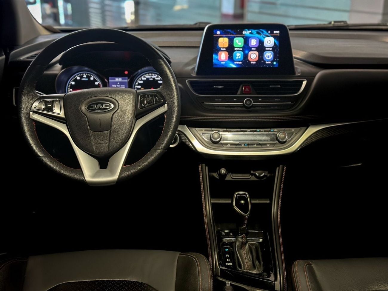 JAC S3 Plus INTELLIGENT LUXURY JAC S3 1.6L