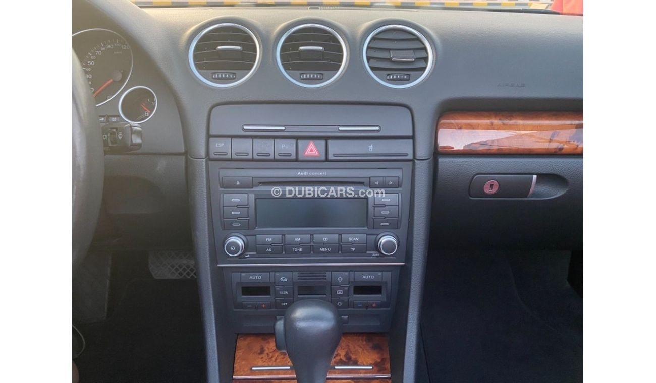 أودي A4 A4 CONVERTIBLE LOW MILEAGE GCC