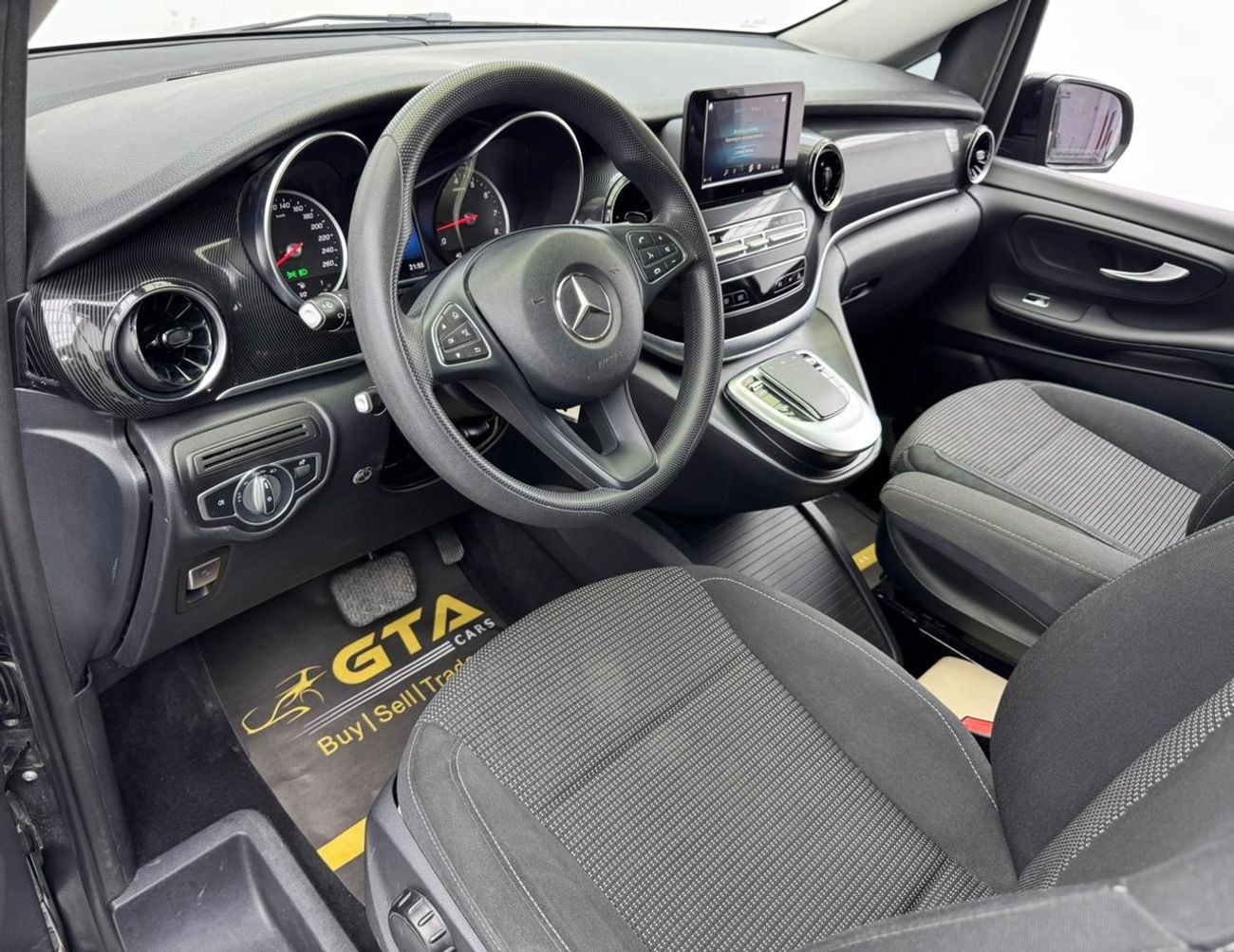 Mercedes-Benz V 250 Std 2.1L 2022 Mercedes-Benz V250, 1 Year Warranty Unlimited KM, Full Service History, GCC