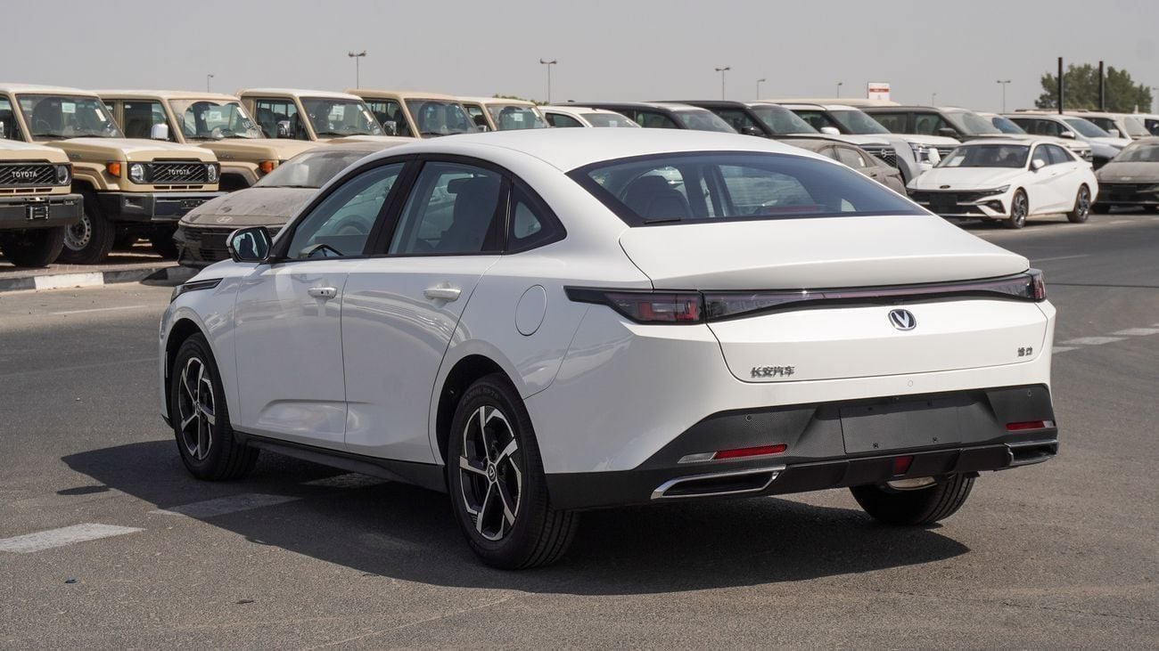 تشنجان ايدو Brand New Changan Eado 2025 Export & Local 1.5L FWD Petrol|White/Black|N-EUDO-1.5-P-25|