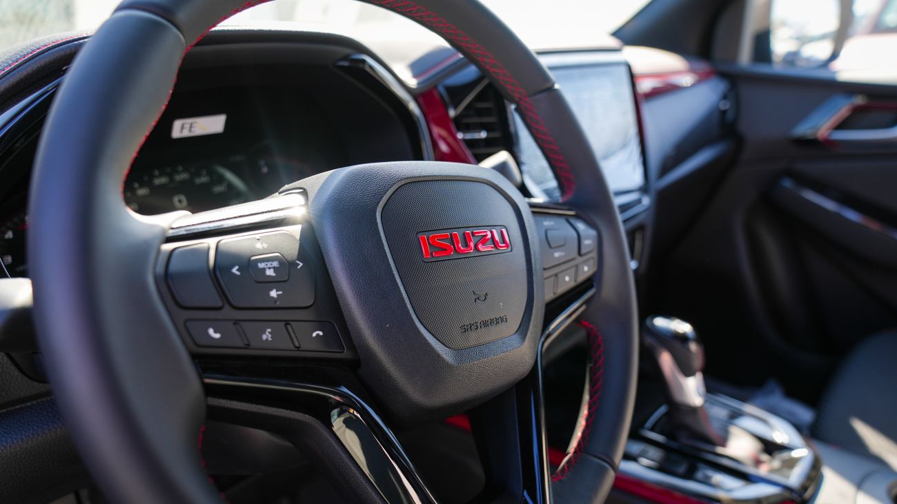 إيسوزو D ماكس GT 3.0 TD