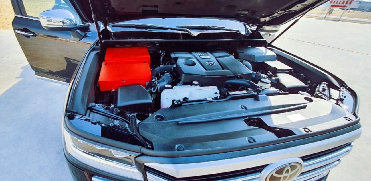 تويوتا لاند كروزر تويوتا لاندكروزر 4.0 لتر فئة VXR مصفحة موديل 2026 – فل أوبشن كامل