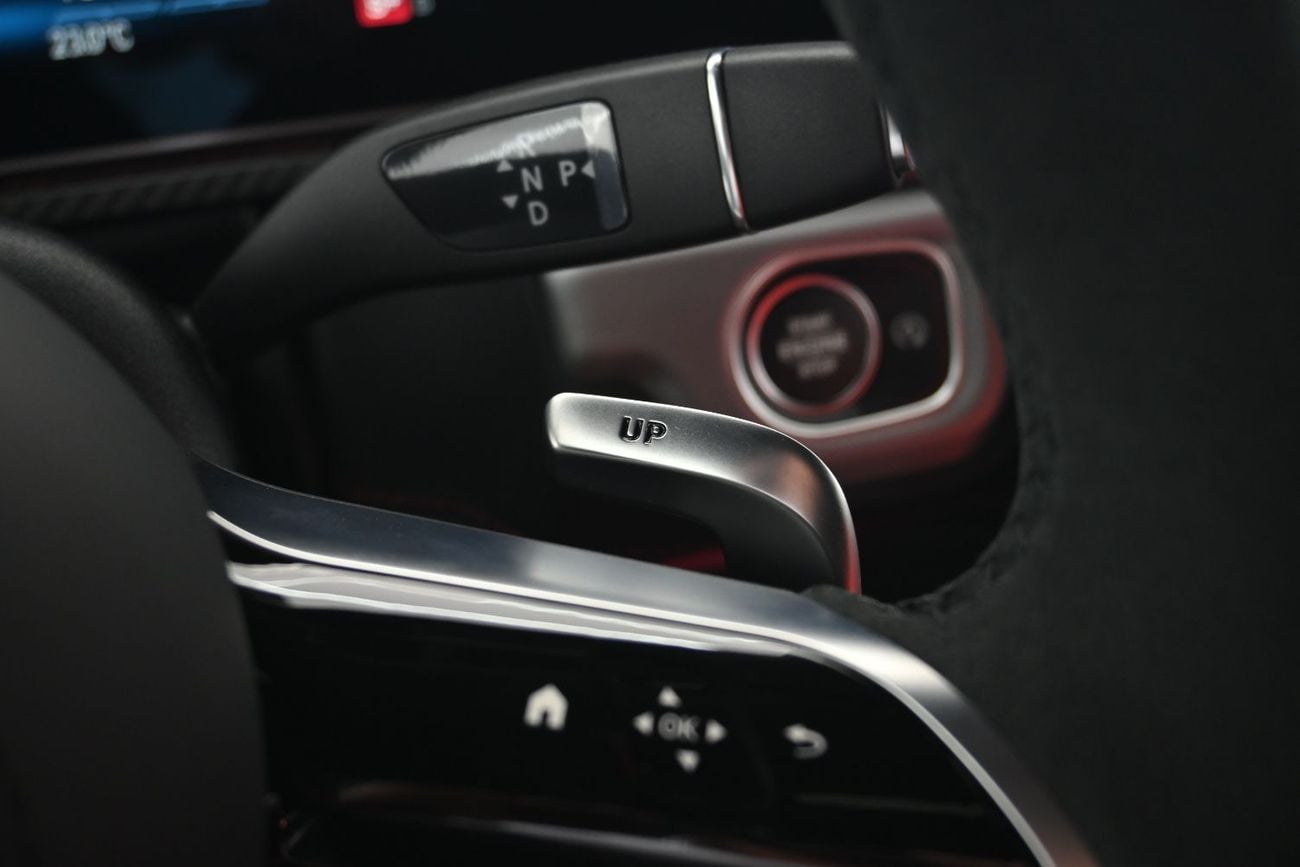 Mercedes-Benz G 63 AMG 4MATIC SUV Mercedes AMG G63 4.0-litre V8 Bi-Turbo, Model 2026 Color White