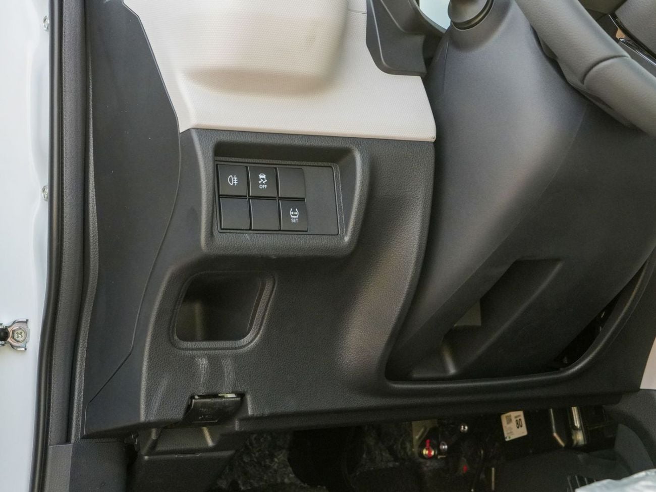 Toyota Veloz 2025 TOYOTA VELOZ 1.5L GCC BRAND NEW 0KM