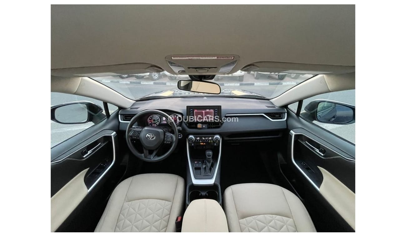 Toyota RAV4 2021 Toyota RAV4 XLE - 2.5L V4 MidOption+