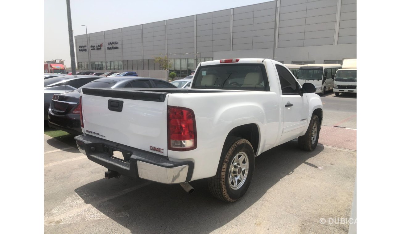 GMC Sierra GCC