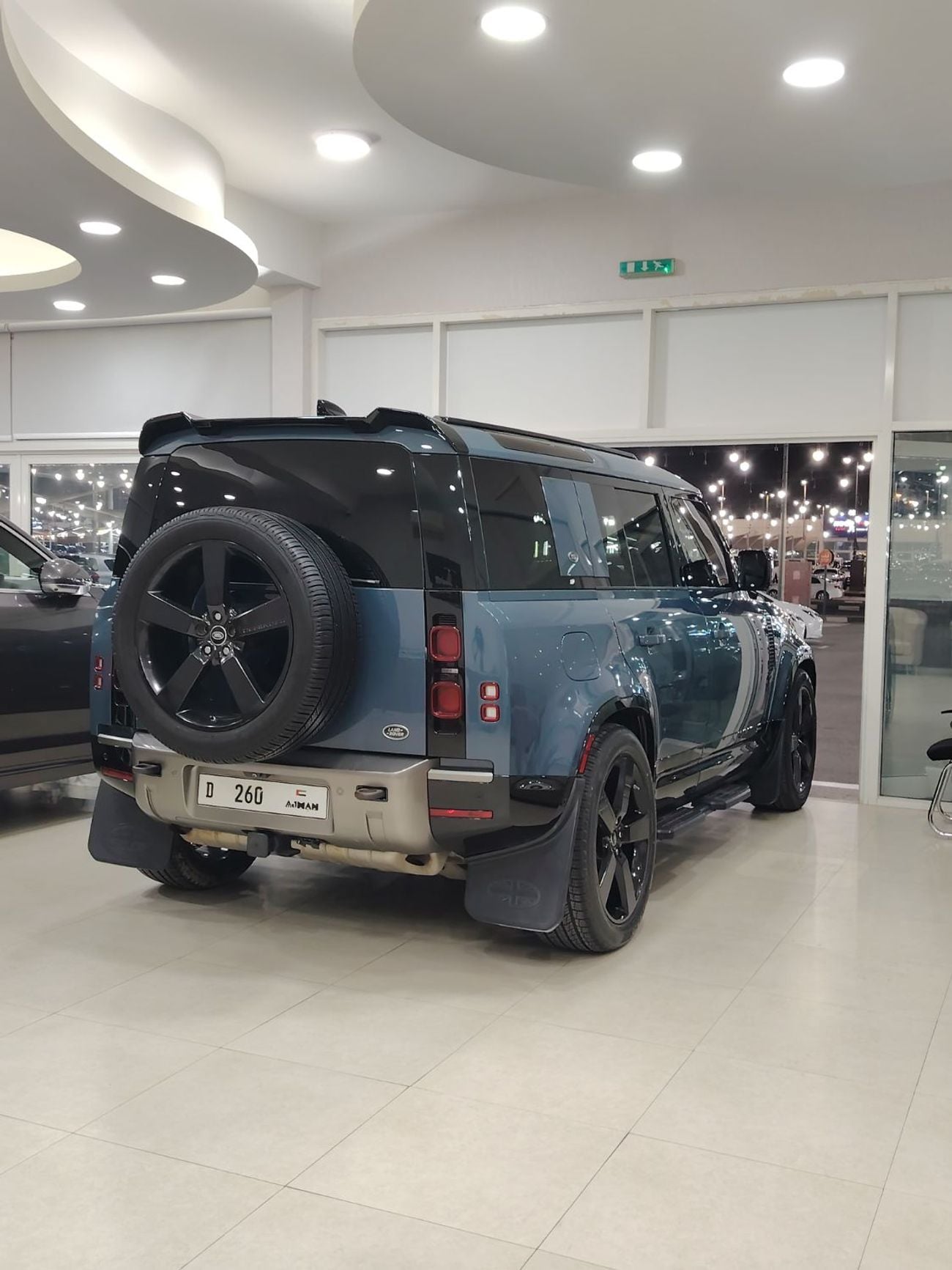 لاند روفر ديفندر P400