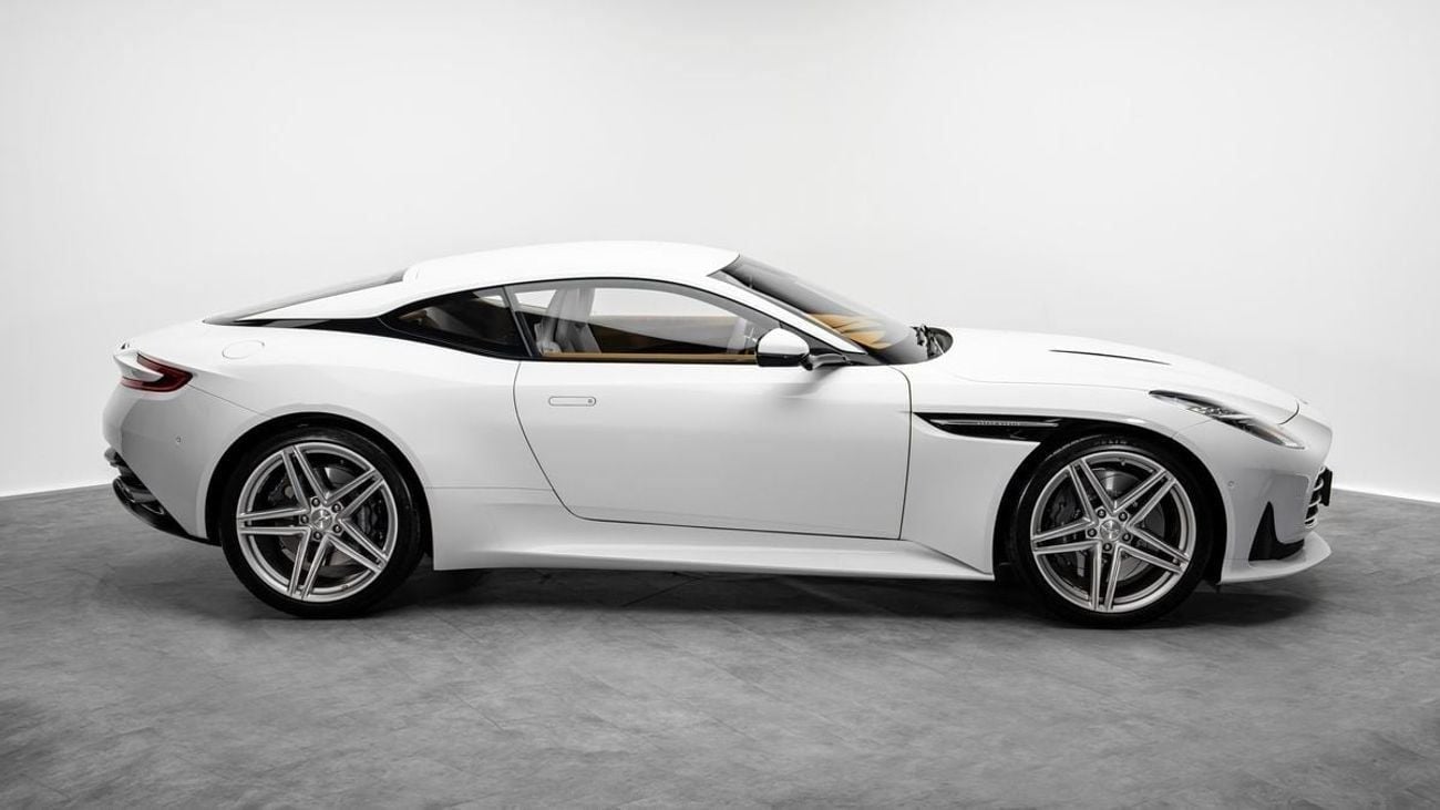 أستون مارتن DB12 - 2025 - Euro Specs