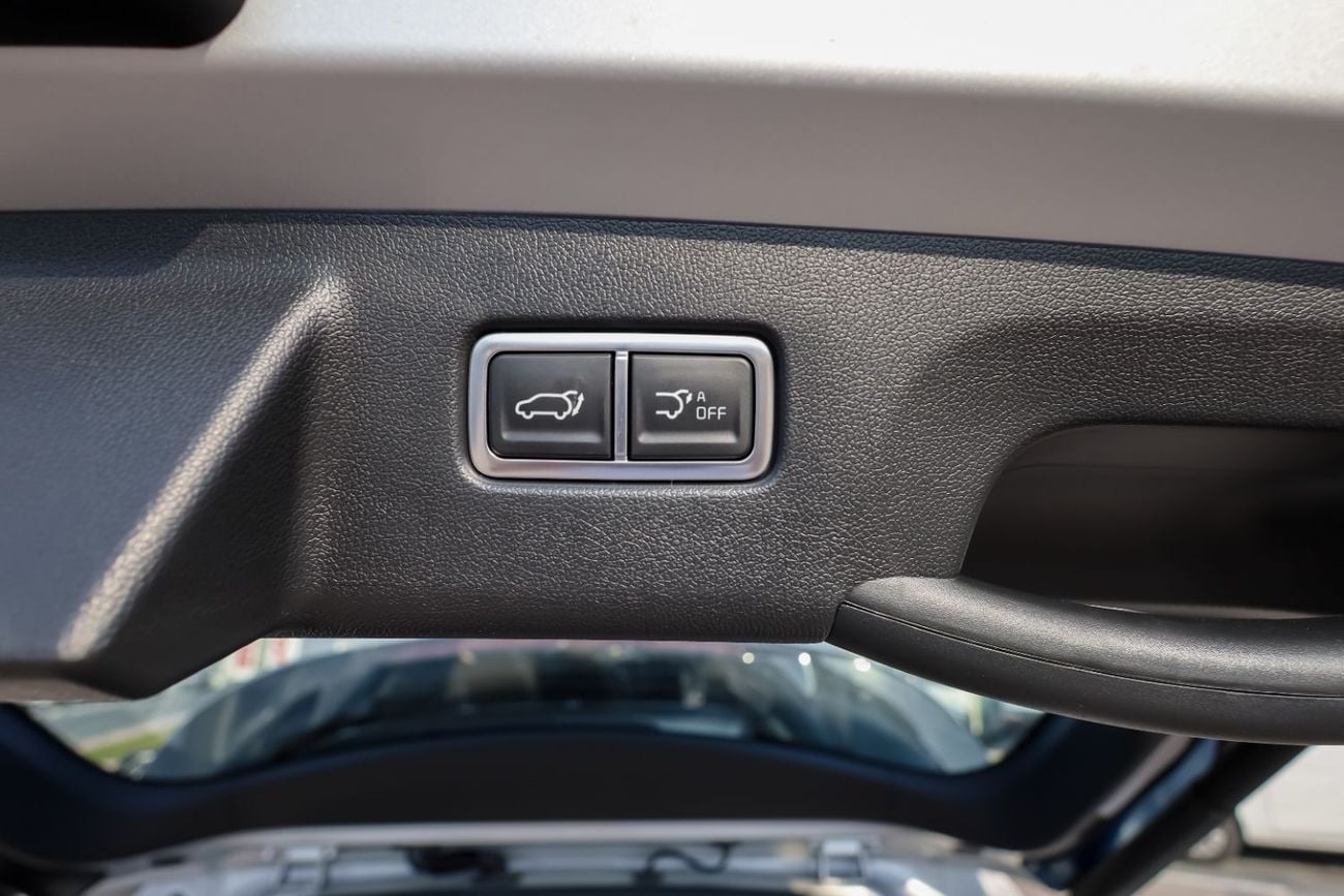 Kia Sorento  2025 | 7-Seater SUV | 2.5L Petrol | AWD | 12.3” Panoramic Display | LED & Xenon | Export