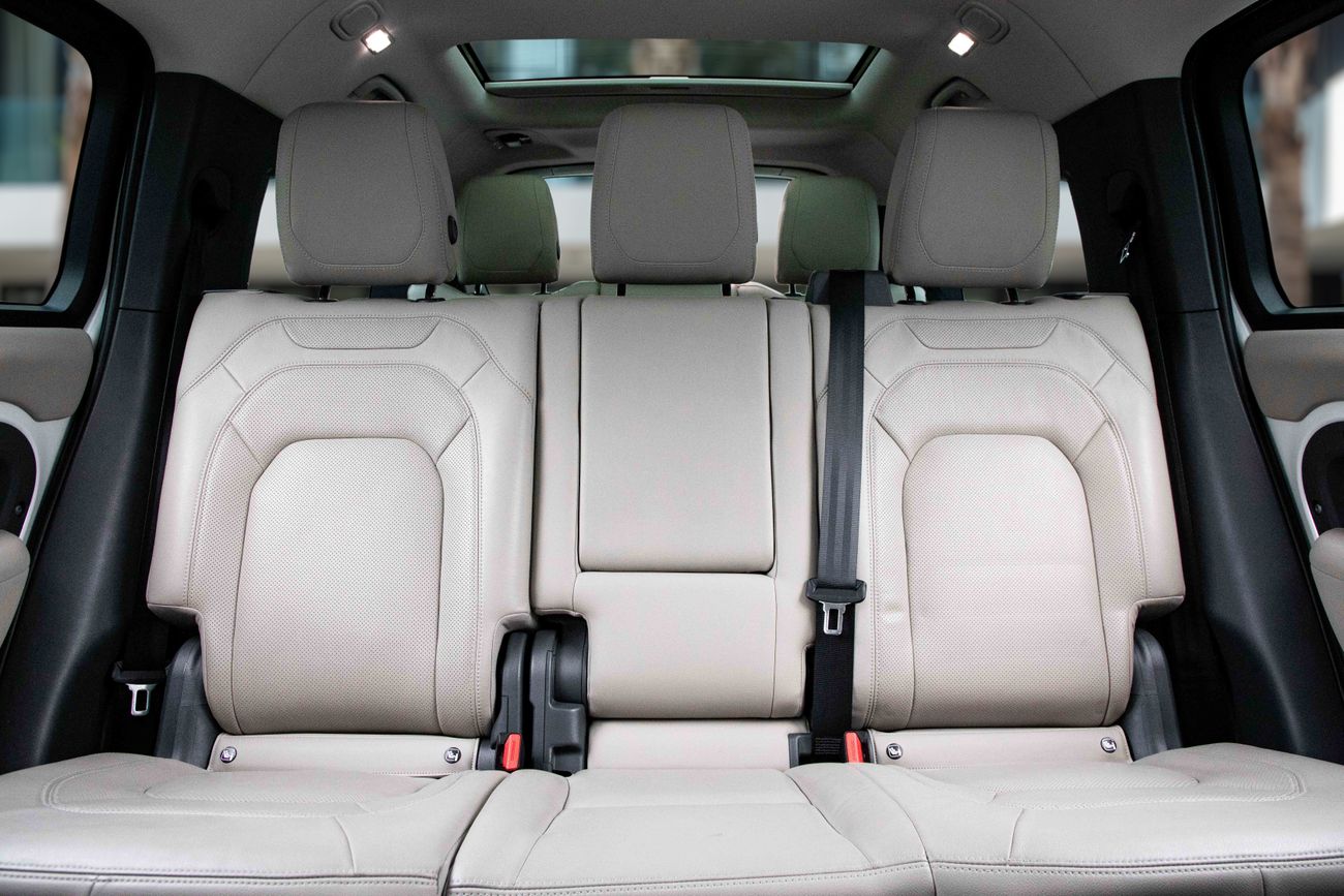 Land Rover Defender Defender P400 HSE | 6,169 P.M | 0% Downpayment | Agency Warranty!