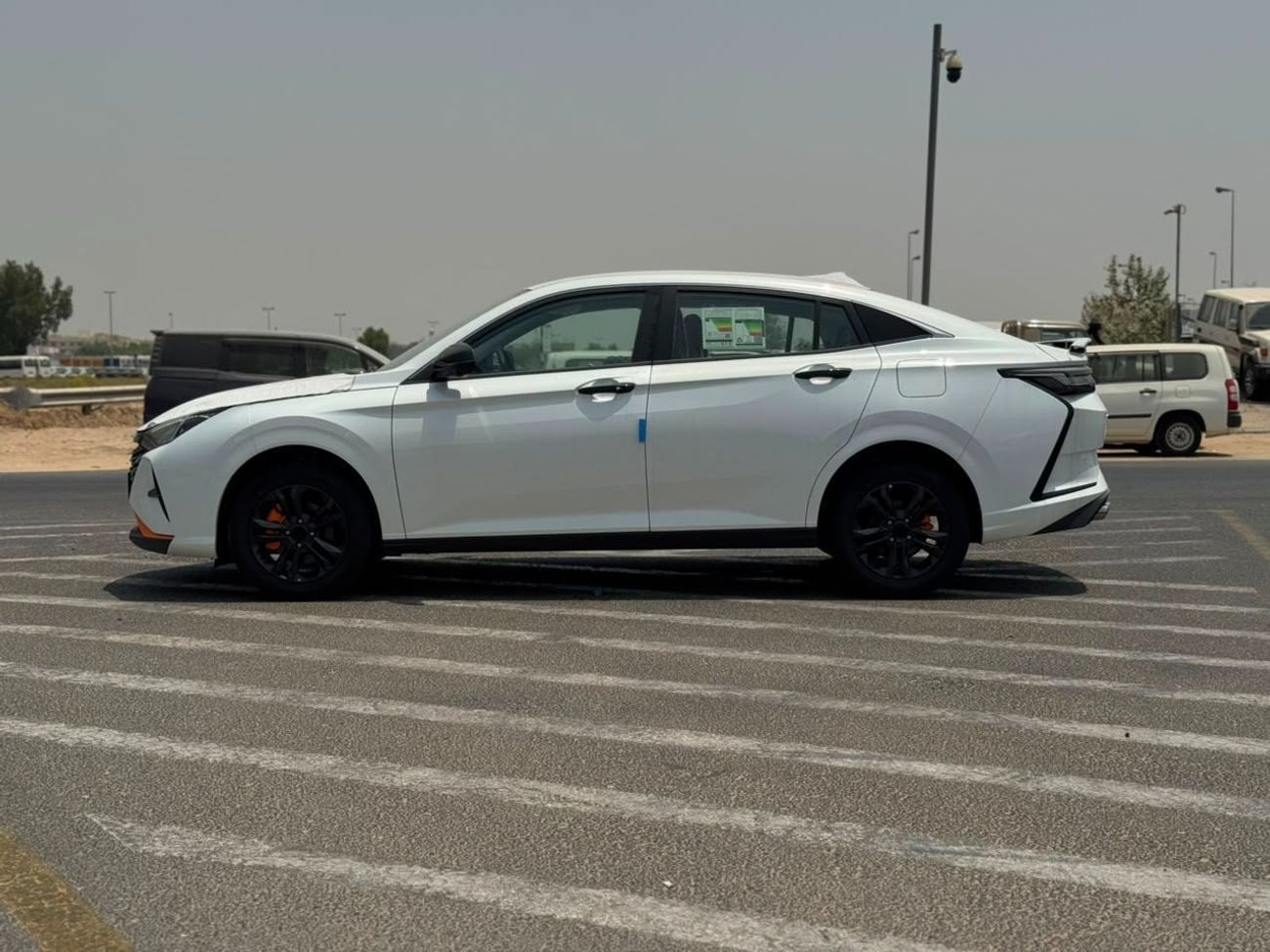 دونج فينج شاين E2