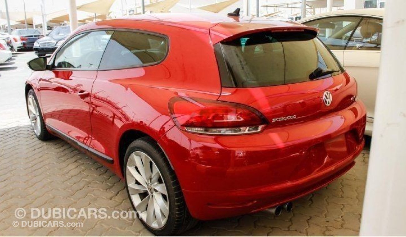 فولكس واجن سيروكو 2012 Full options Panorama DVD camera leather interiors Cruse control