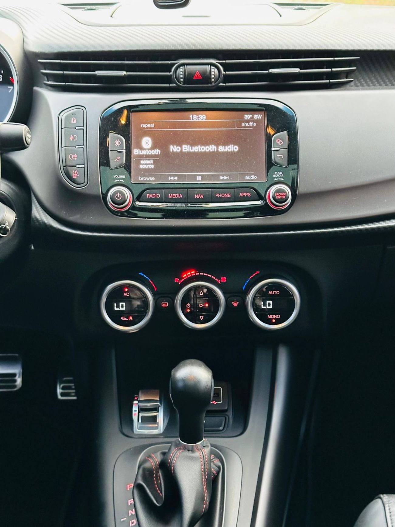 ألفا روميو جوليتا Veloce AED 710 PM | ALFA ROMEO GIULIETTA 1.8 TC I4 | GCC | 0% DP | WELL MAINTAINED | STYLING EXTERIO