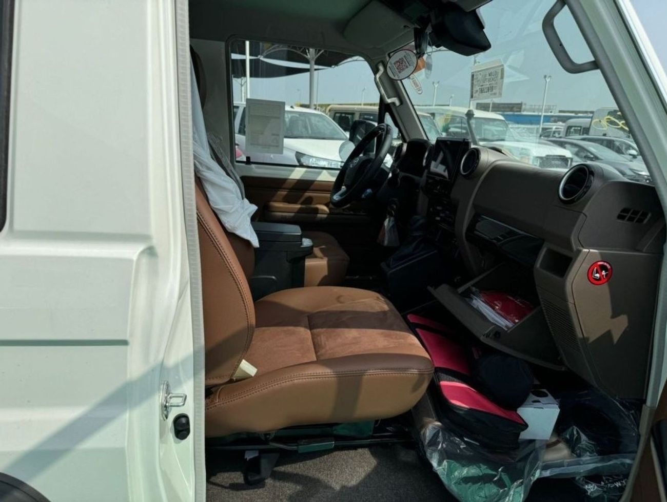 Toyota Land Cruiser 70 LC 71 FULL OPTION 4.0L PETROL V6 A/T 2024 GCC