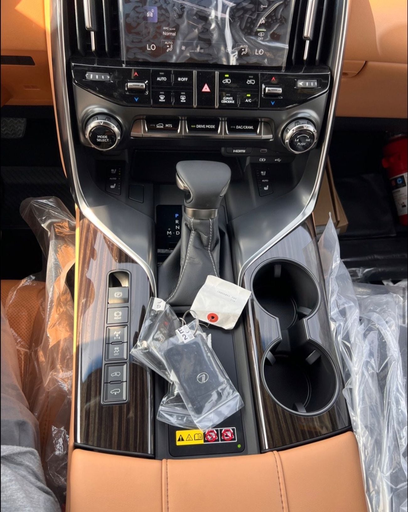 Lexus LX600 PRESTIGE