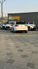 Volkswagen Golf R 2.0L (290 HP)