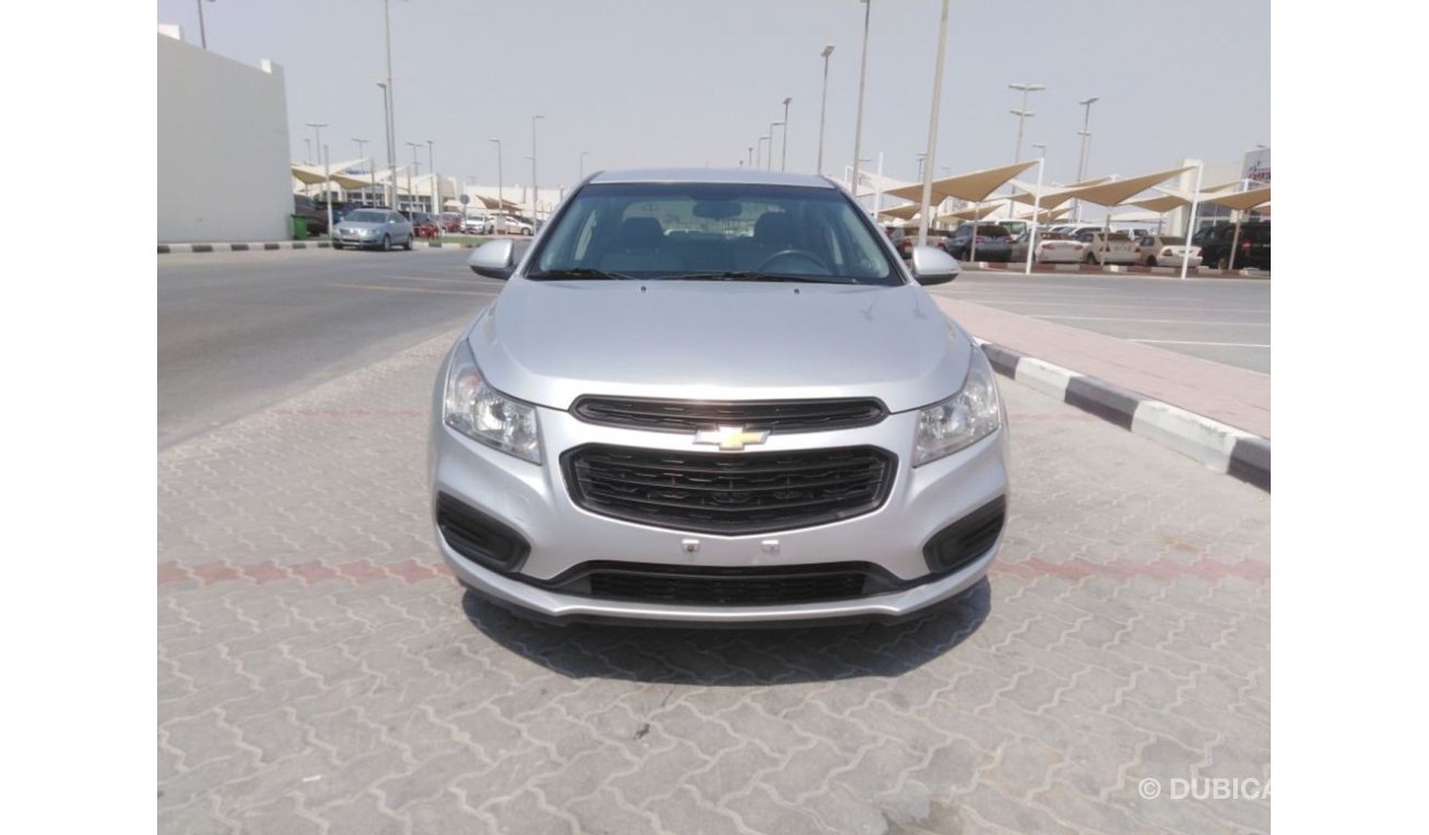 Chevrolet Cruze Chevrolet curse 2017 GCC  Free accedant Very celen car