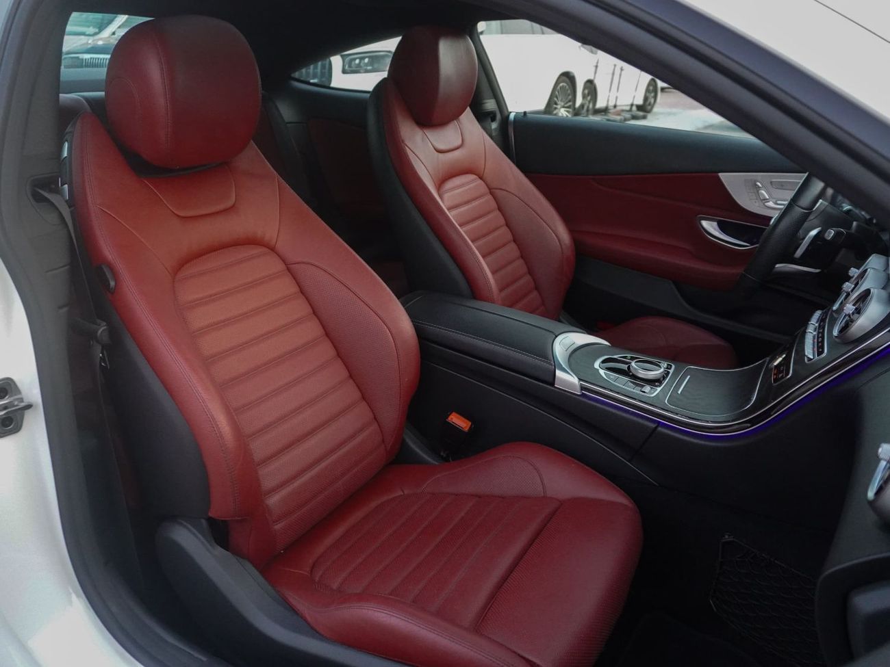 مرسيدس بنز C 300 كوبيه