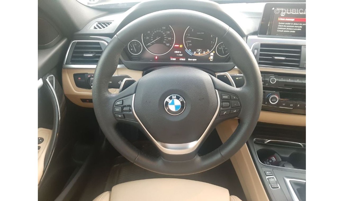 BMW 330i الامارات الشارقة سوق الحراج