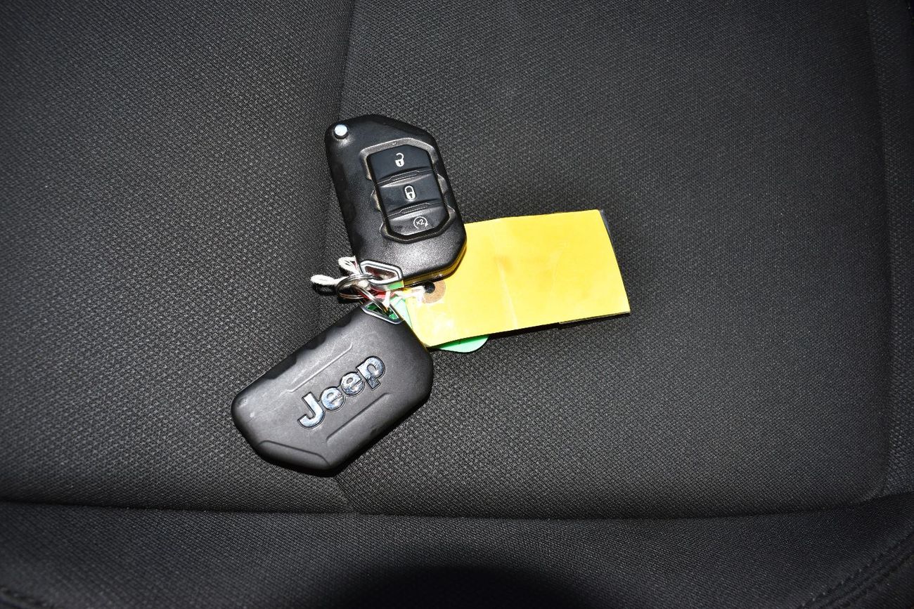 جيب رانجلر Unlimited Sport 3.6L A/T