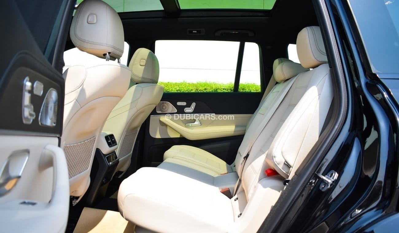 Mercedes-Benz GLS 450 AMG NIGHT PACK/2022/GCC/DEALER WARRANTY. Local Registration +5%