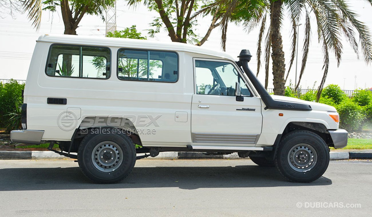 Toyota Land Cruiser LX 78 4.5 T-DSL BASIC FOR EXPORT