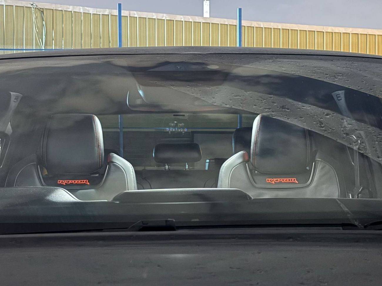 Ford Ranger Raptor exclusive package :black rhino wheels ,electric bed cover