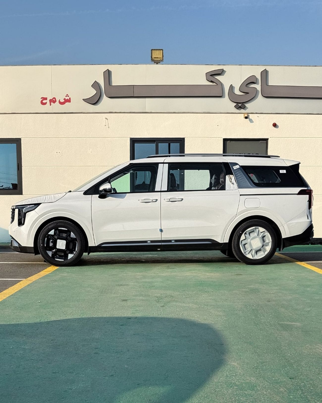كيا كارنيفال KIA CARNIVAL 3.5L SUPREEM - GCC specs 2026 MODEL