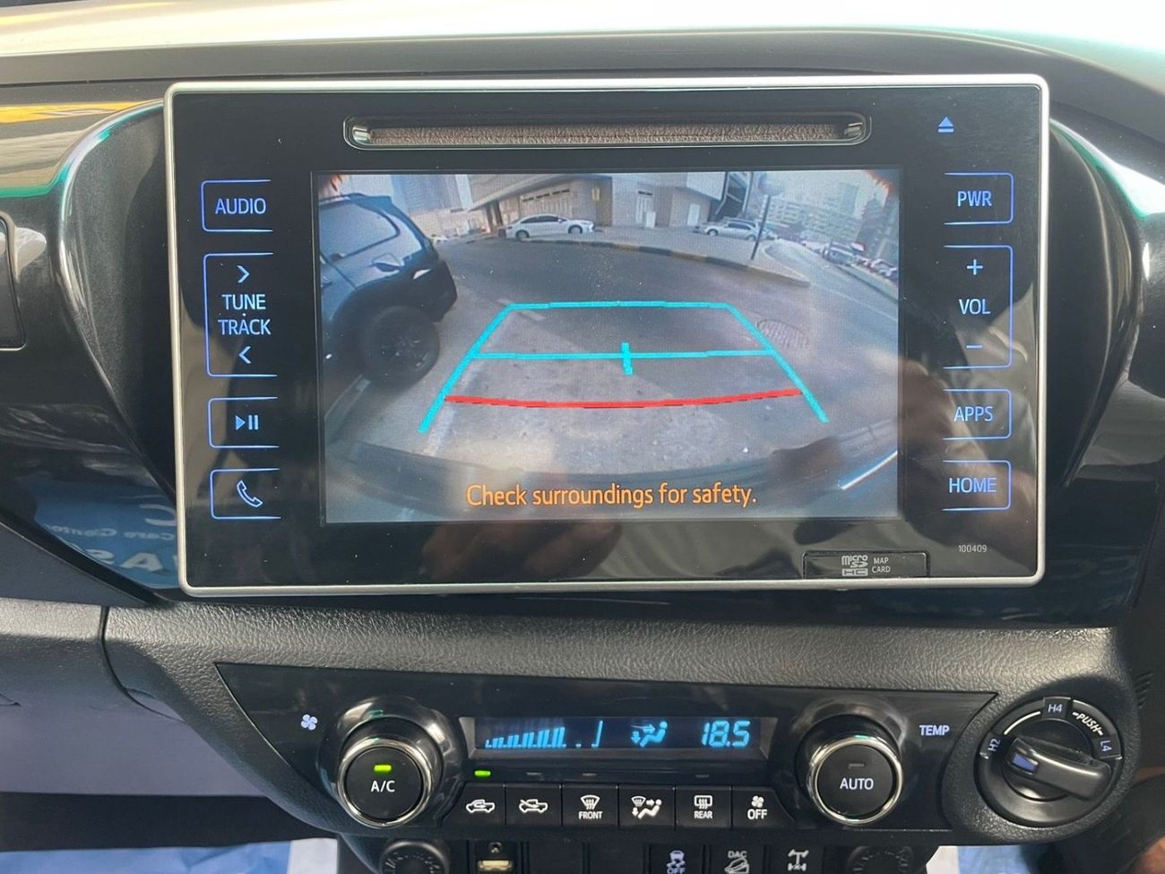 تويوتا هيلوكس SR5 2016 Facelift to 2024 shape Diesel Engine Full Option