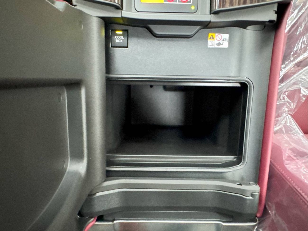 Lexus LX 500 2025 LX500 URBAN 3.3L DIESEL 25 SPEAKER 7-SEATS GCC BRAND NEW 0KM