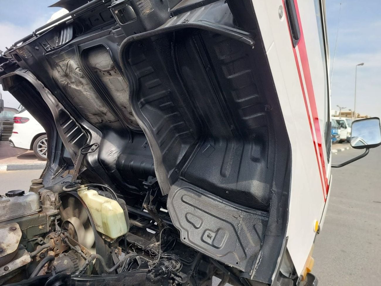 ميتسوبيشي فوسو كانتير (RAMADAN OFFER) MITSUBISHI CANTER TRUCK RHD 1988 MODEL 3.6 L DIESEL MANUAL(PM23190)