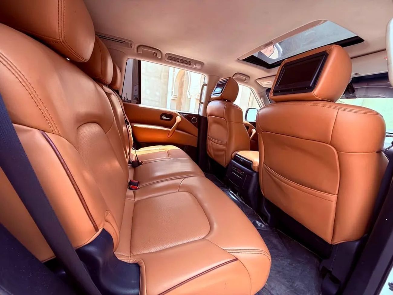 Nissan Patrol LE PLATINUM محول خليجي فل المكينه الكبيرة LE Platinum GCC Specs - Excellent Condition